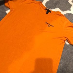 Orange forever 21 graphic shirt / MEDIUM